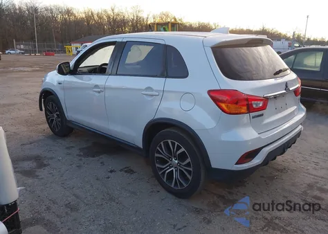 2019 Mitsubishi Outlander Sport 2.0 Se z USA, uszkodzony, nr VIN JA4AR3AU4KU025048